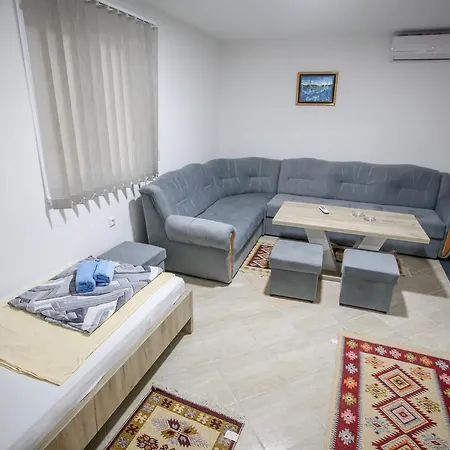 River 2 Apartment Bihac