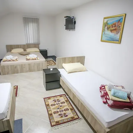 River 2 Apartamento Bihać